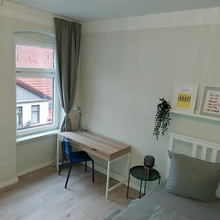 Apartment Grossraum-apartments Mit 2sz, Wz, Kueche, Smart-tv, Parken, Etc *